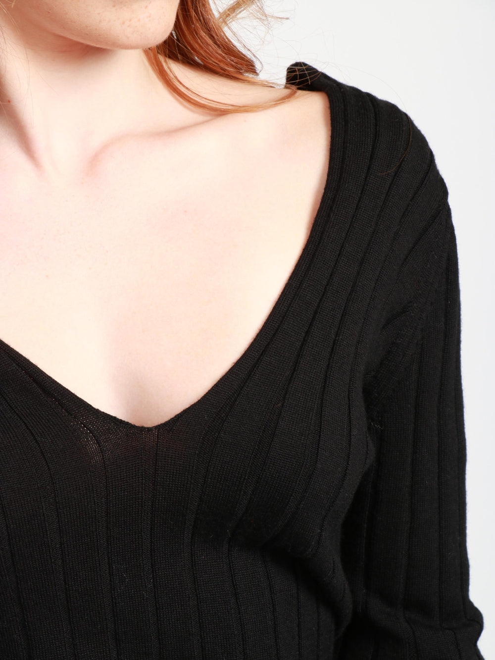 Elvira Black Ribbed Virgin Wool Sweater