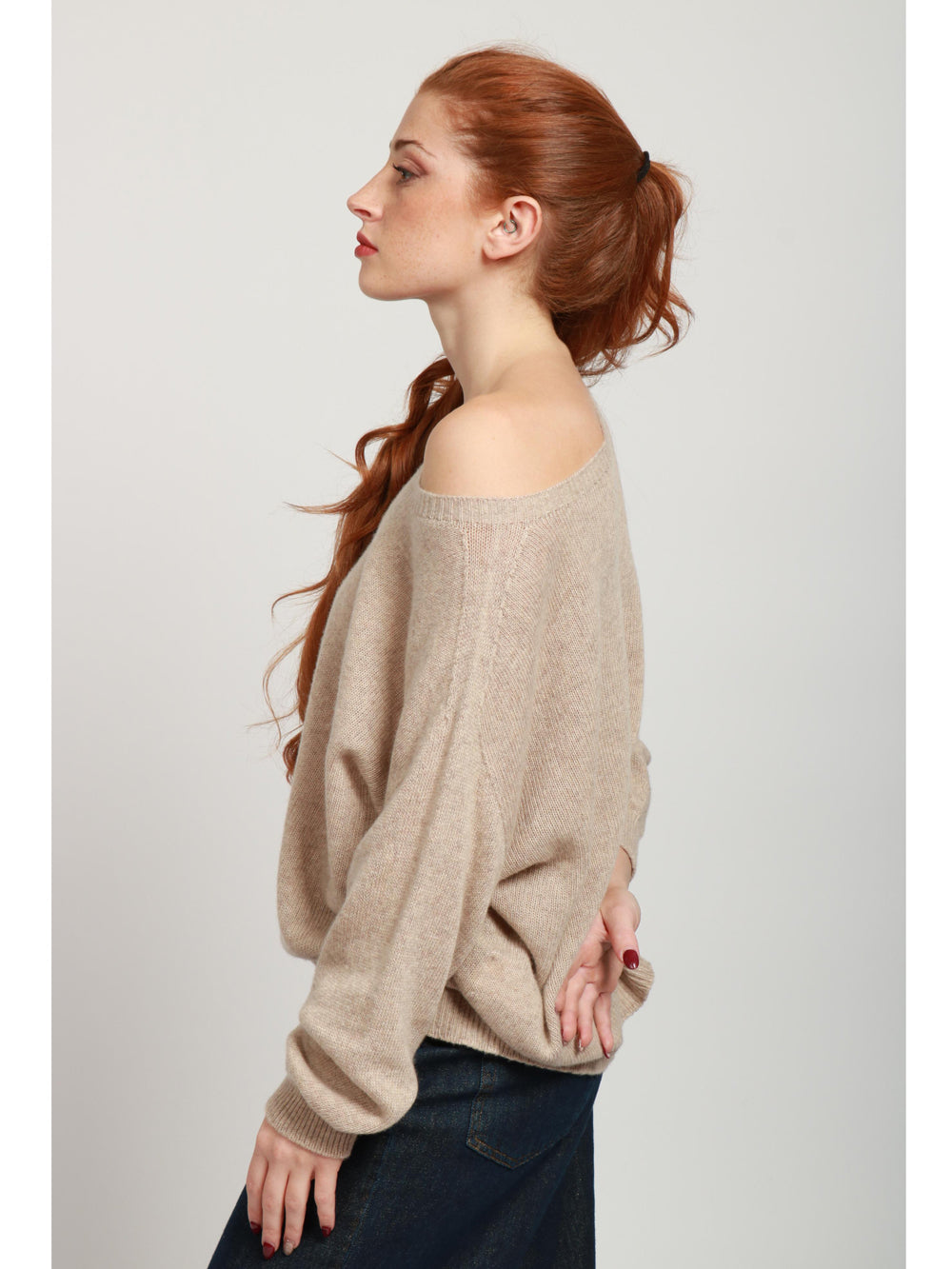 JNJ COUTURE Maglia in Misto Cashmere Tortora con Scollo a Barca Taupe