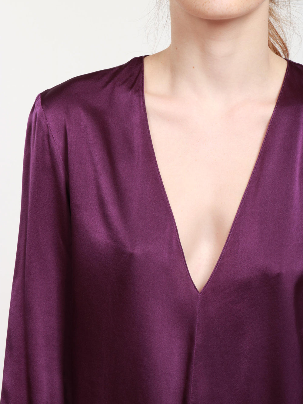 JUCCA Blusa in Seta Viola con Scollo a V Viola