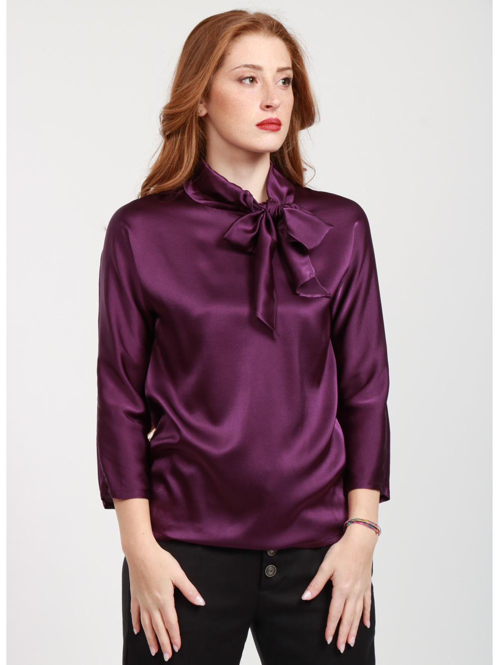 JUCCA Blusa in Seta Viola con Fiocco Viola