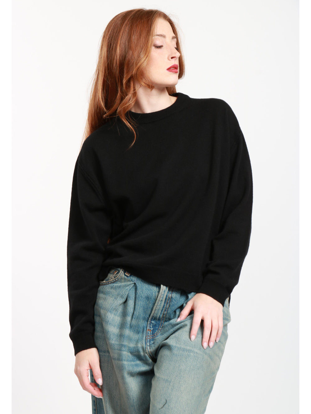 MOMONÌ Maglia Oita Girocollo in Misto Lana e Cashmere Nera Nero