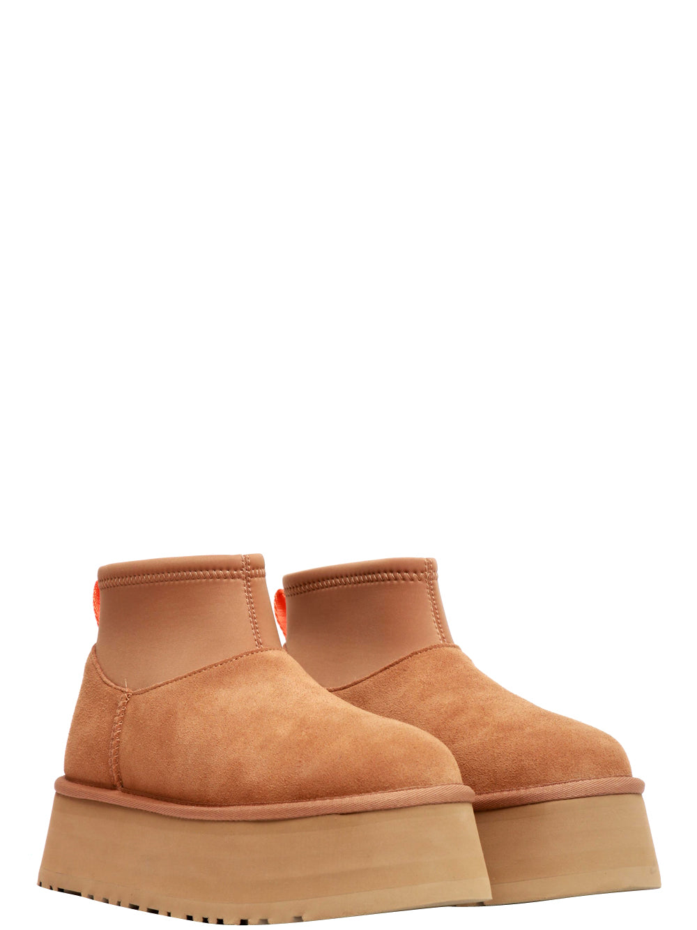 UGG Stivali Classic Mini Dipper in Suede Nocciola con Imbottitura in Lana Nocciola