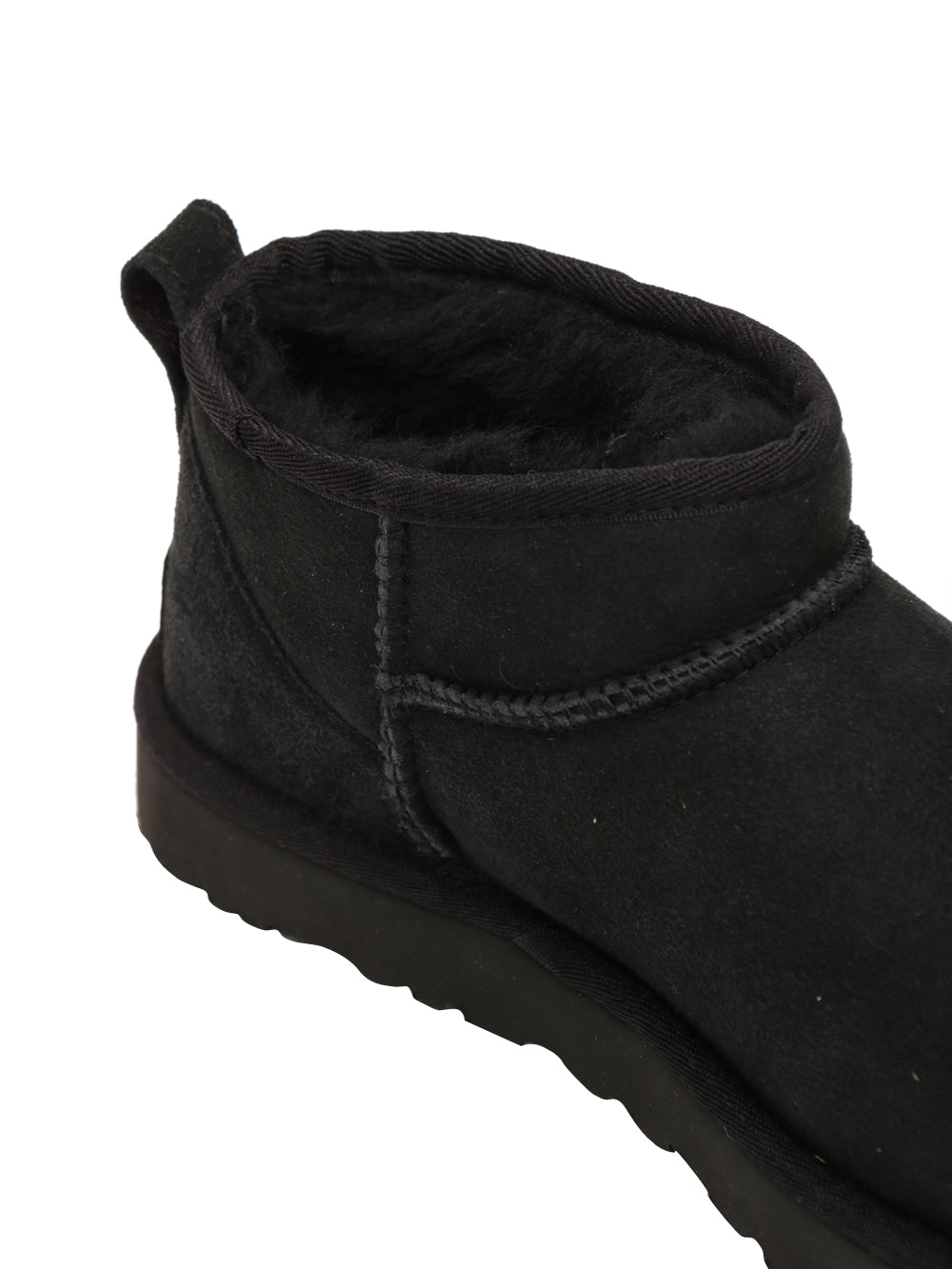 UGG Stivali Classic Ultra Mini in Suede Neri con Imbottitura in Lana Nero