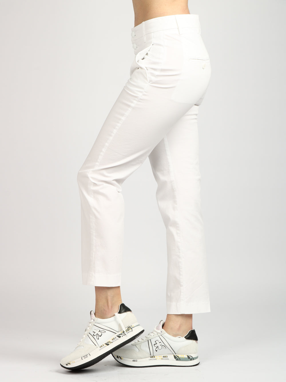 Pantalone Nima in Gabardina Bianco con Bottoni Gioiello